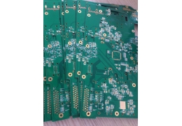PCB樣板機器貼片：PCB